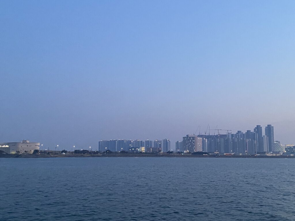 오이도에서 본 거북섬 1